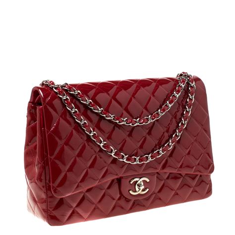 chanel classic flap bag red